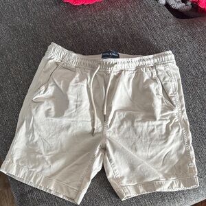 Psycho Bunny Light Tan Flat Front Shorts sz Small